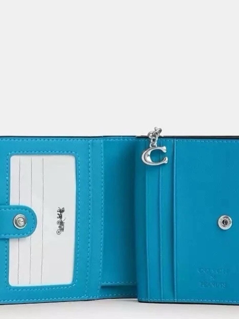 NWT Authentic Coach Peanuts CBN91 Snap Wallet Linus 75th Anniversary Parrot Blue - Picture 3 of 3